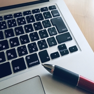 ノートパソコンイメージ